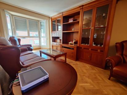 Living room of Flat for sale in  Madrid Capital  with Air Conditioner