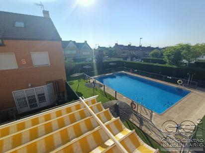 Piscina de Casa o xalet en venda en Valdemoro amb Aire condicionat