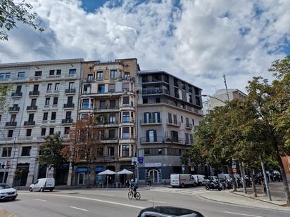 Vista exterior de Pis en venda en Girona Capital amb Balcó