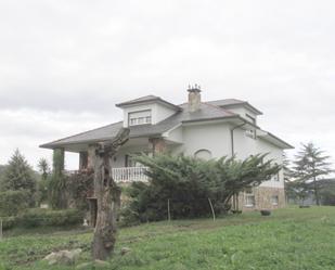 Vista exterior de Casa o xalet en venda en Valdés - Luarca amb Piscina