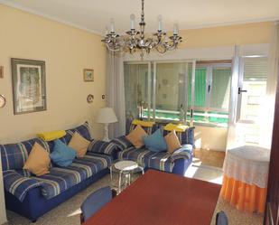 Sala d'estar de Pis de lloguer en Palencia Capital amb Terrassa i Balcó