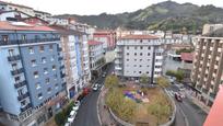 Vista exterior de Pis en venda en Eibar amb Terrassa