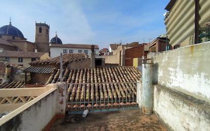 Ducha exterior: cómo instalar el nuevo toque con onda en las casas