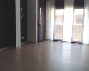 Flat to rent in Sant Celoni  with Air Conditioner and Balcony