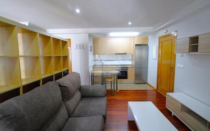 Sala d'estar de Apartament en venda en Vigo 