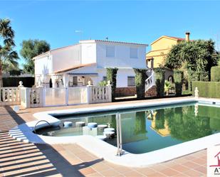 Garden of House or chalet for sale in Manises  with Air Conditioner, Terrace and Swimming Pool