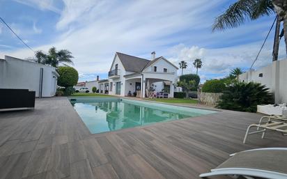 Piscina de Casa o xalet en venda en Algeciras amb Aire condicionat, Terrassa i Piscina