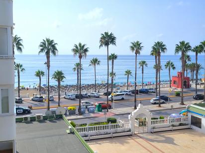 Vista exterior de Apartament en venda en Benalmádena amb Aire condicionat i Terrassa