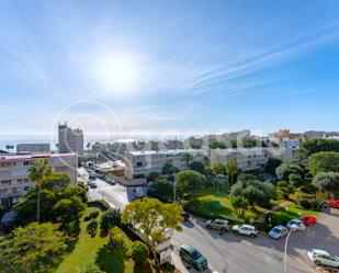 Vista exterior de Apartament en venda en Torremolinos amb Aire condicionat