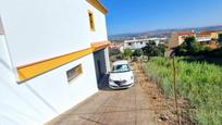 Vista exterior de Casa o xalet en venda en Algeciras amb Aire condicionat i Terrassa