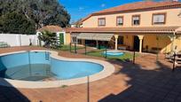 Piscina de Casa o xalet en venda en Algeciras amb Aire condicionat, Terrassa i Piscina