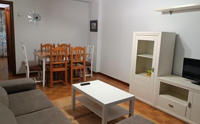 Flat to rent in Calle Vázquez de Mella, Vallobín